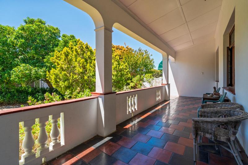 4 Bedroom Property for Sale in Plumstead Western Cape